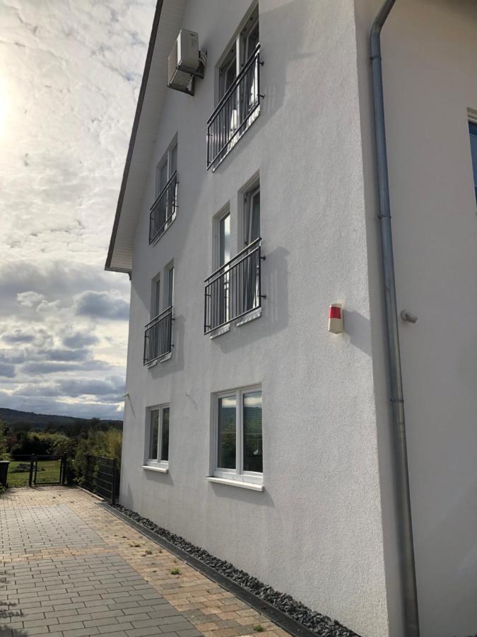 Stadtnahe Komfortferienwohnung Fuer Familien Und Geschaeftsreisende Hildesheim Exterior photo